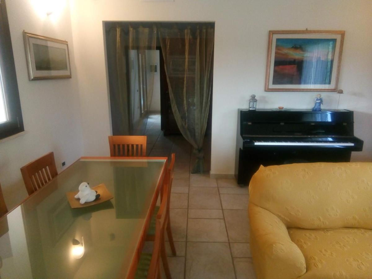 Casa Vacanze Menta Fiorita Flumini di Quartu Ngoại thất bức ảnh